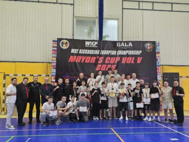   &quot;      &quot;     &quot;-&quot;        WKF  ,   