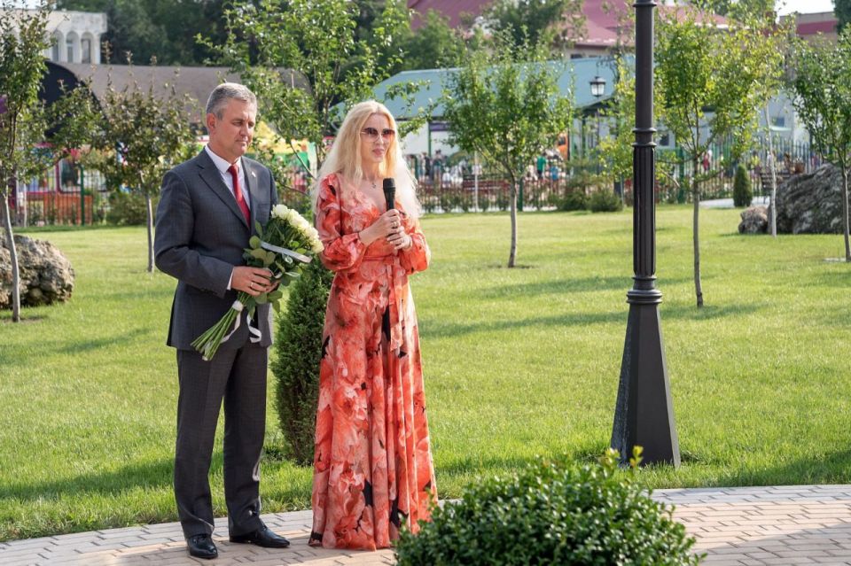 ��������� ��������� �������������� � ���� �����, ����� � ��������: