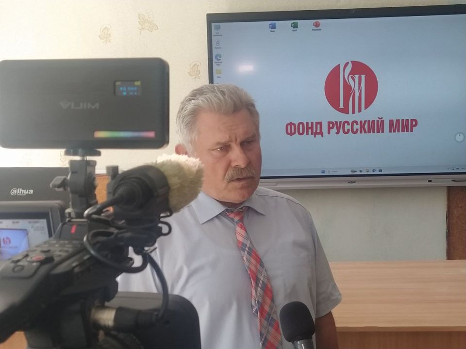 «Новые технологии позволят не только оптимизировать учебно-воспитательный процесс и исследовательскую деятельность учащихся, но и активно обмениваться опытом, делиться историко-культурными аспектами, проводить...