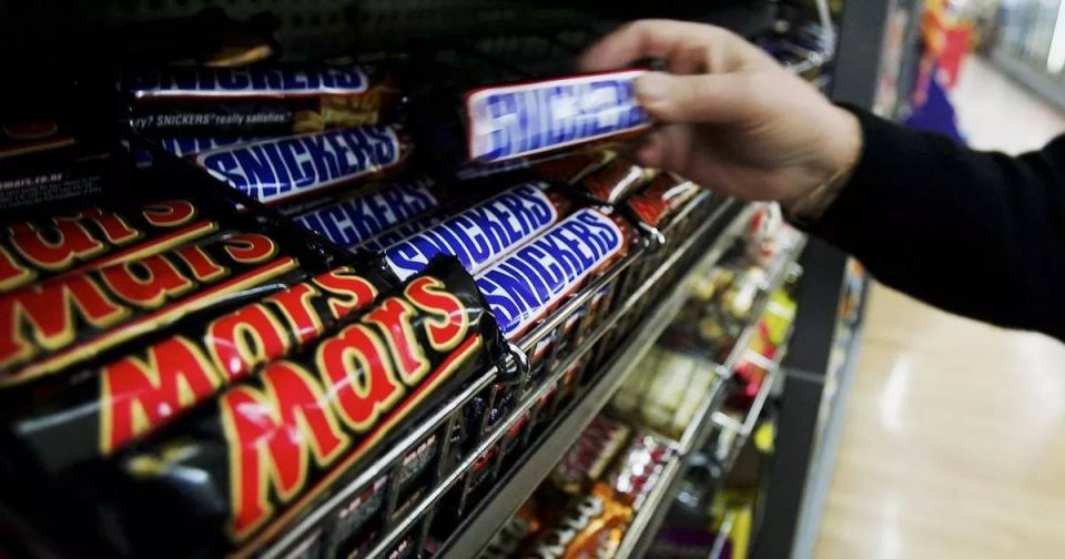     Snickers, Mars, M&Ms, Milky Way  Twix