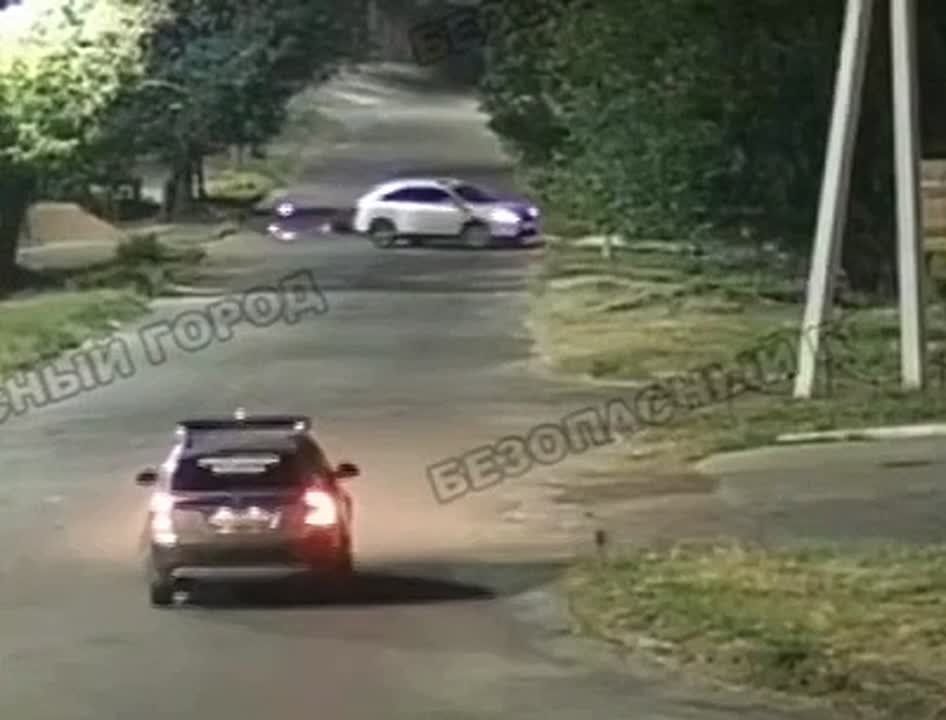    :   ,              ,     