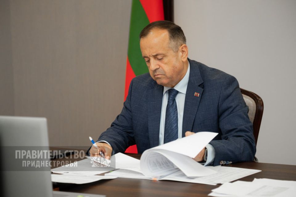 ������� ��������� ����� ��������� � ������� �������