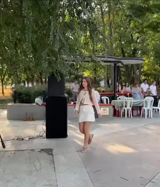  30- :  ,  ,    ,  