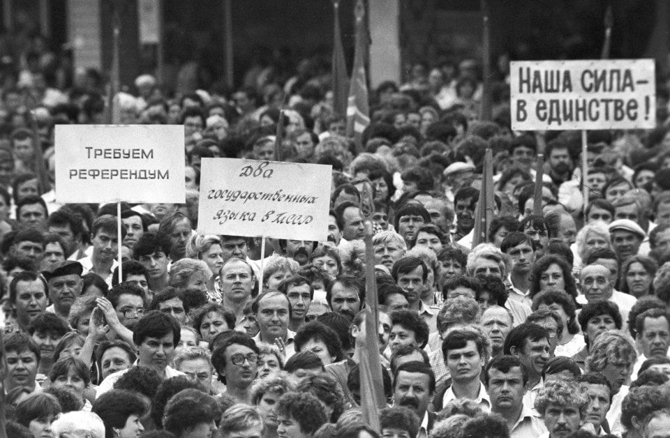    1989 ,           