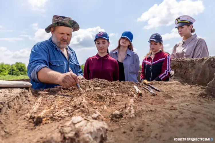 15 ������� � ���� ���������