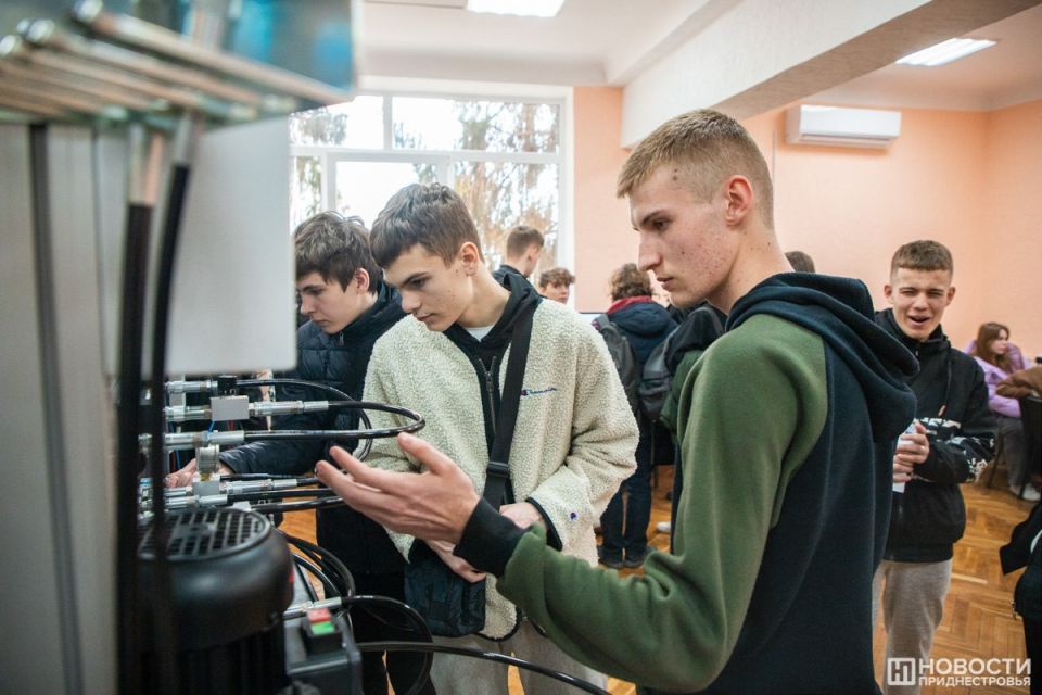 ������-����������� ������� ��������� ������������� ����� ��������� 10 ����� ������� ����� � �������������