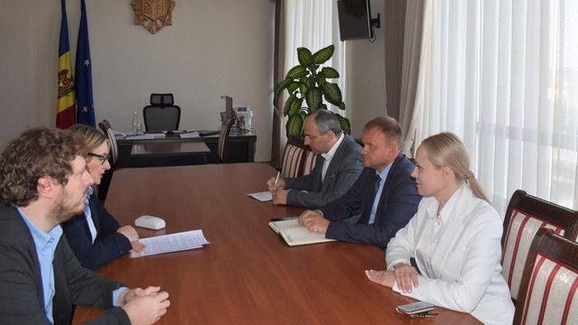 ������ ���� � ������� �������� �������� �� ���������� � ���������� ����� ��������, �� ������� ������ ������������� ������ ������������� � ���������� ������������