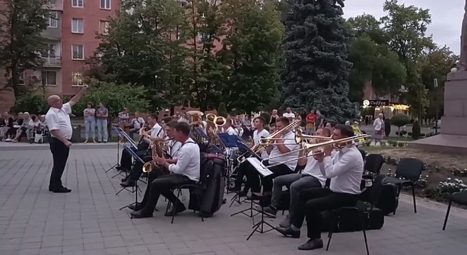 ������ ���� - ���������� "������", "�������", "��� ��������" � ������ ������� �����