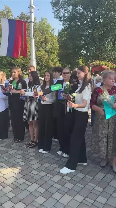 В Слободзее юным приднестровцам вручили паспорта