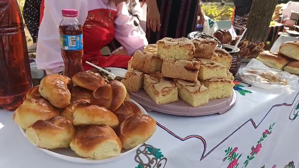 Осторожно, от этого видео могут потечь слюнки