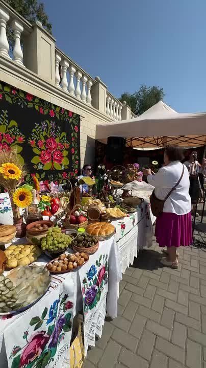 Григориопольский район встречает хлебом-солью вертутами, мититеями и голубцами