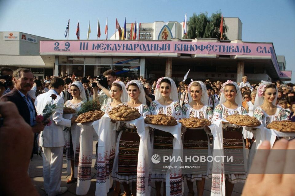 �� ������������� ������������� ��������� ������ � ���������� � ������-�����