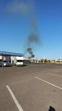 На западном много дыма