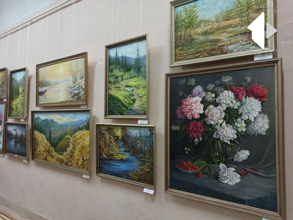 В Дубоссарах открылась персональная юбилейная выставка художника и директора детской художественной школы Игоря Нирши