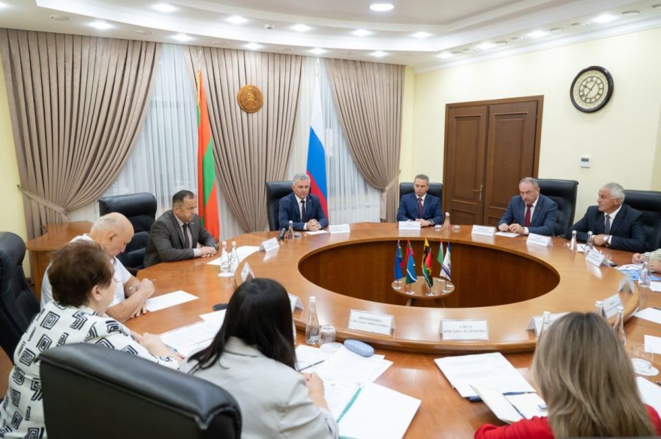 ����� �������������� ����� ������� ��������� � ��������������� ���� ������ ������ � ��������������