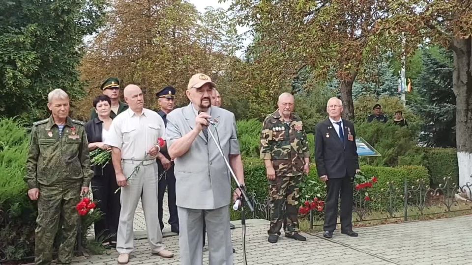   ,    ,  , , , .       .   ,   ,      ,       ...