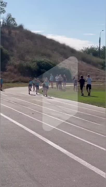 На стадионе в Слободзее – турнир по легкоатлетическому кроссу памяти заслуженного тренера Виктора Тыщенкова