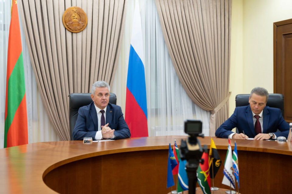 Главы госадминистраций отчитались Президенту Вадиму Красносельскому о ситуации в городах и районах