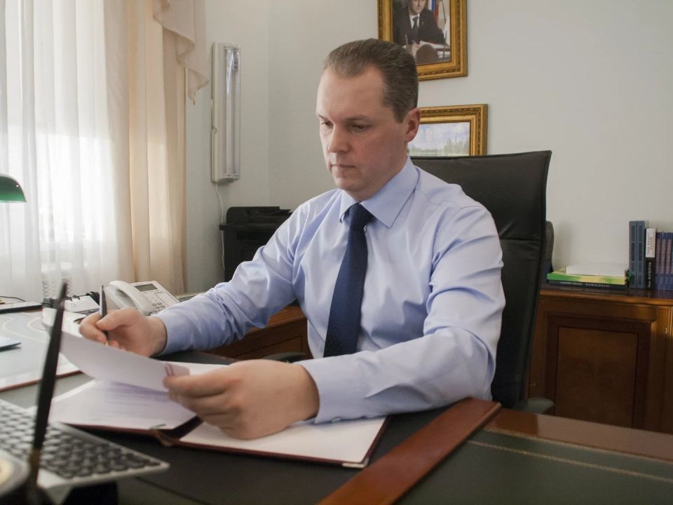 Мэр Приуральского района уходит в заксо: кто займет его место