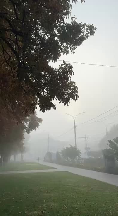 Туман спрятал театр в Тирасполе