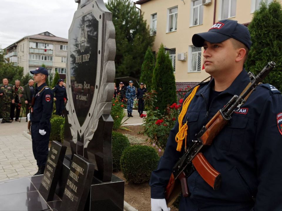 Сегодня в Дубоссарах отметили 34-ю годовщину перехода милиции под юрисдикцию Приднестровья