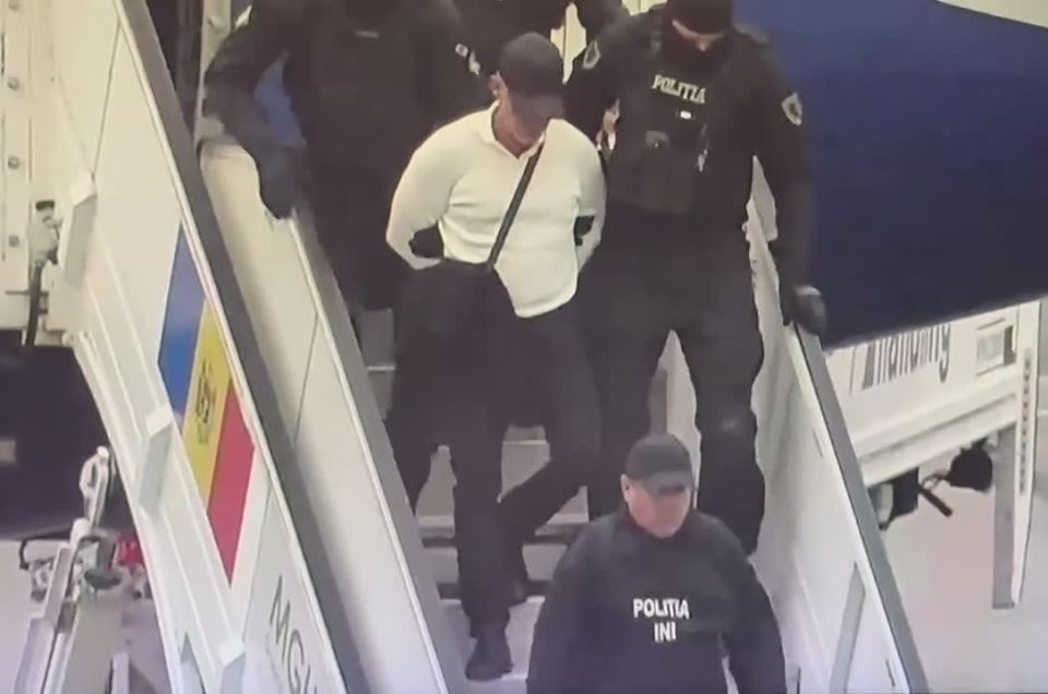 Плахотнюк в наручниках в Кишиневе