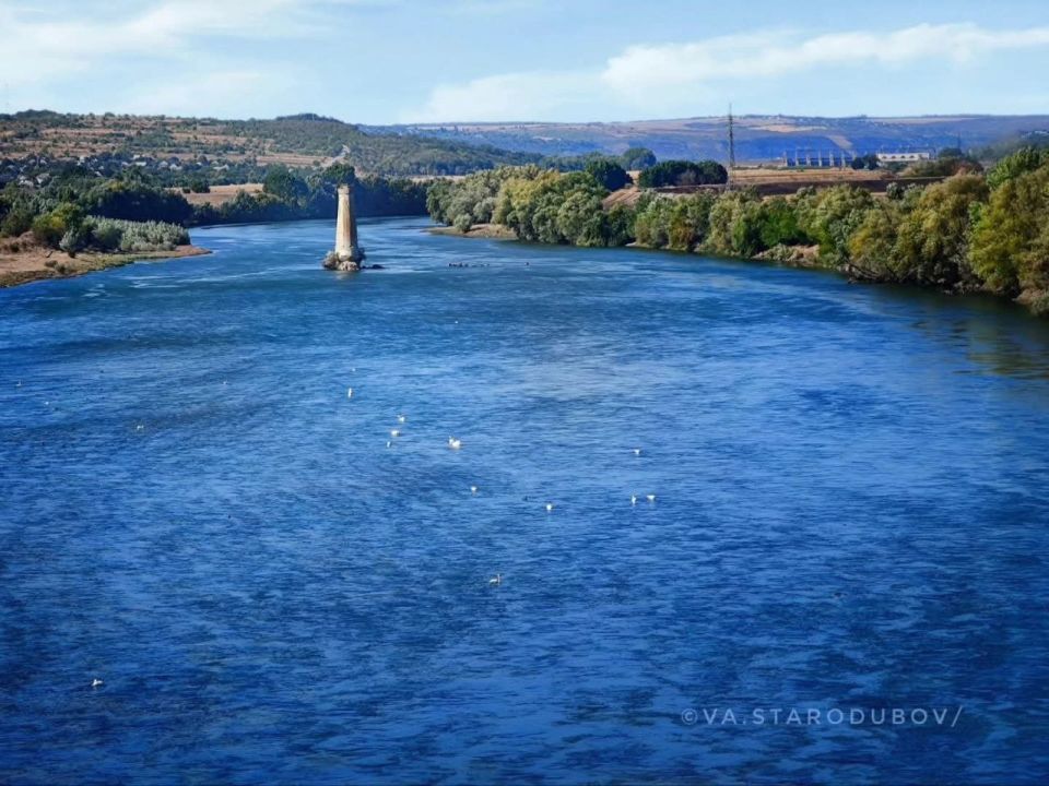 Красоты ранней осени на Днестре в Дубоссарах