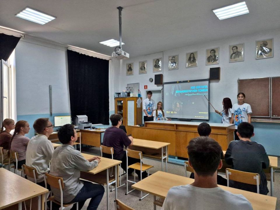 � ���������� ��� � 14 ������ �������� ���, ����������� 80-����� ������ ��� �������������� ������� � ��������� ������ ������� �����