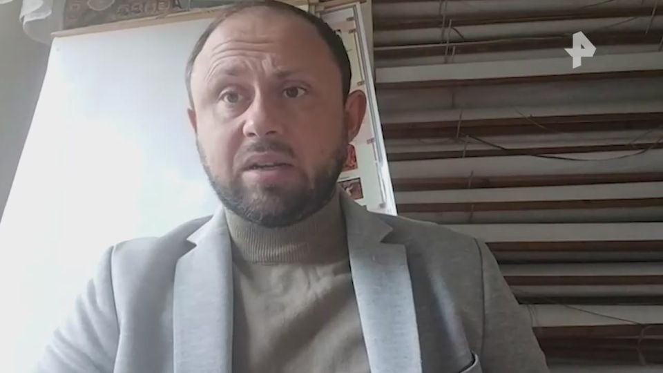 "Атмосфера крайне тяжелая": политолог Александр Кориенко в беседе с РЕН ТВ рассказал, как парламентские выборы в Молдове превращаются в открытую битву с оскорблениями, цензурой и геополитическим вмешательством