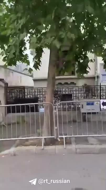 Участки в странах Запада для голосования на выборах в молдавский парламент пустуют, пишут в сети