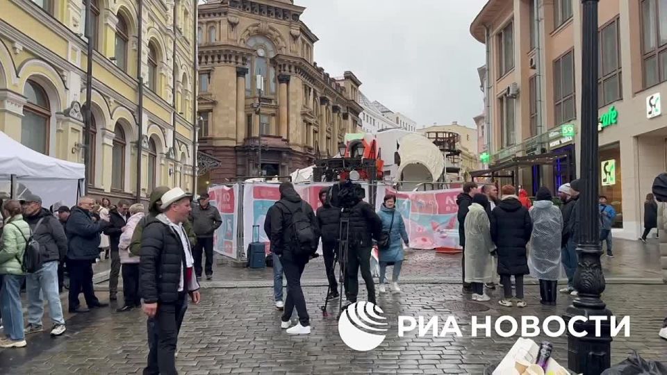 Граждане Молдавии начали голосовать в Москве на парламентских выборах на двух единственных в России участках, в посольстве и в консульском отделе