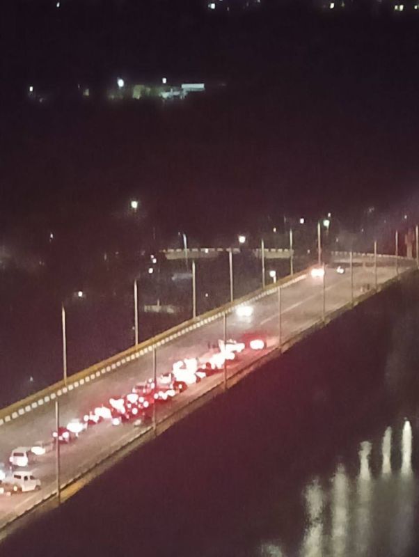 Кстати, режим Санду пользователи сети сравнили с диктатурой Чаушеску, и для этого есть все основания