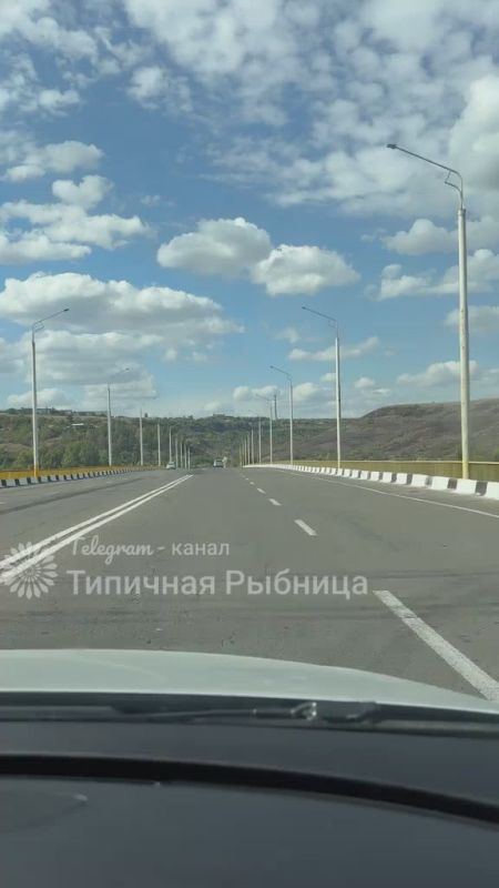 "Закончились выборы и мосты разминировали"