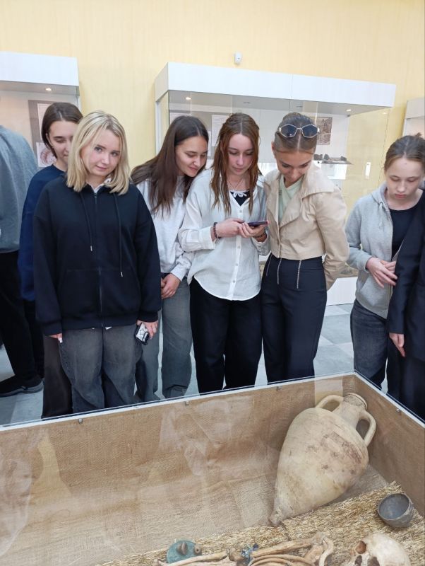  9-    18             . . 