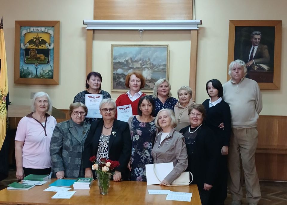 В Бендерском историко-краеведческом музее прошло заседание литобъединения «Горизонт», приуроченное к 30-летию Союза писателей ПМР
