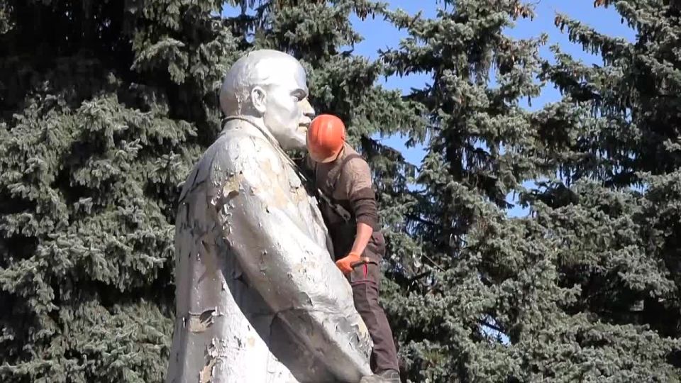 «Этот памятник олицетворяет целую эпоху и он дорог жителям»