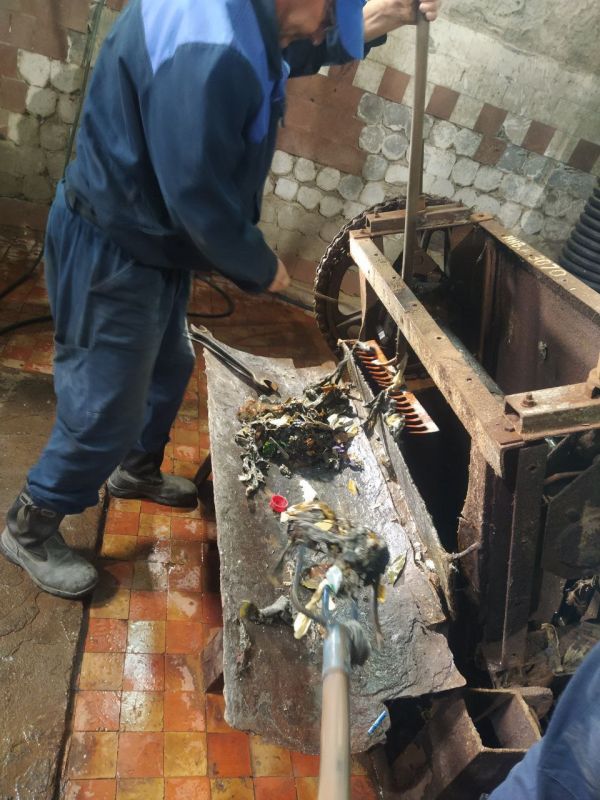 На объекте вместе с руководством предприятия побывал глава госадминистрации города