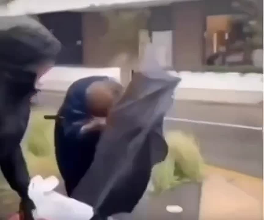     - :      15 /