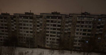  ,             300 000 