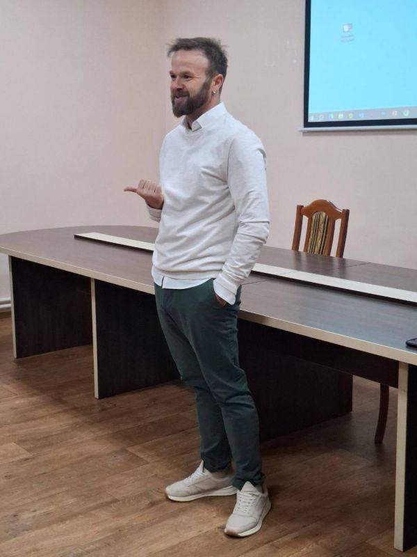 В офисе газеты «Приднестровье» прошёл первый урок «Школы молодого журналиста»