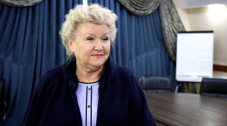 Медаль к 35-летию ПМР для Анны Кировой – первого министра экономики