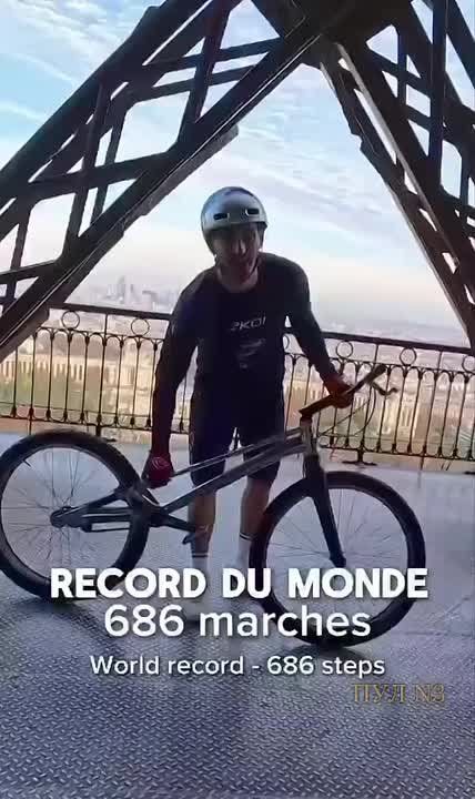       :