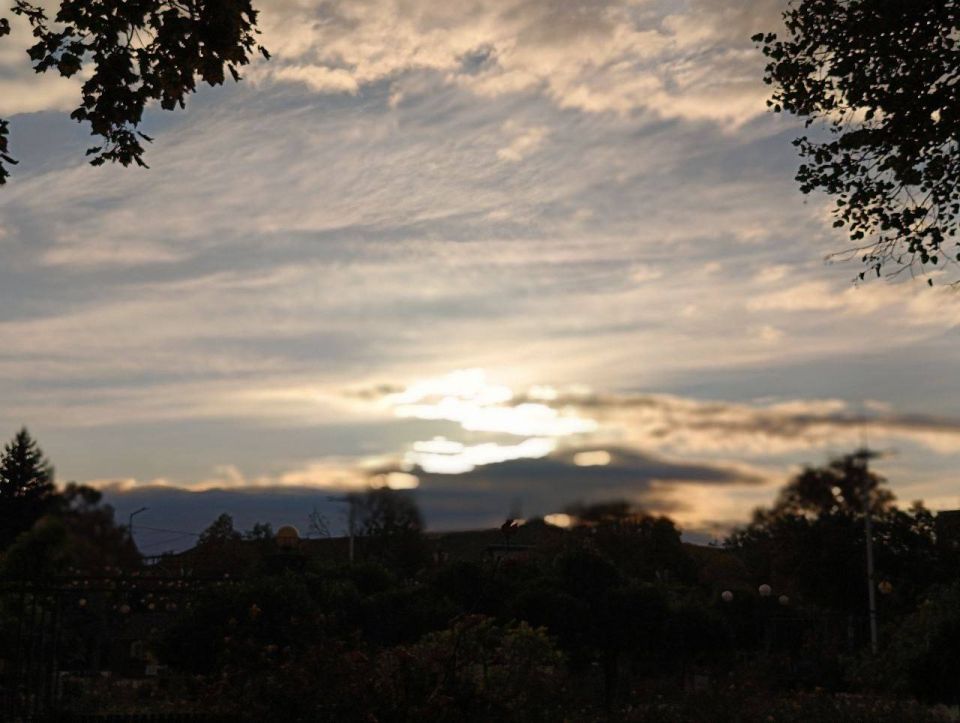 Как передает городской отдел по делам ГО и ЧС, 11 октября ожидается облачная с прояснениями погода