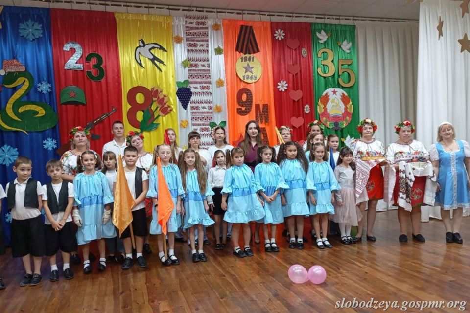 В Доме культуры села Владимировка 9 октября прошёл праздничный концерт, посвящённый Храмовому дню