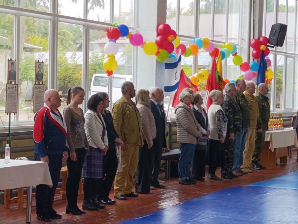 , 35-   -    -     . . . 