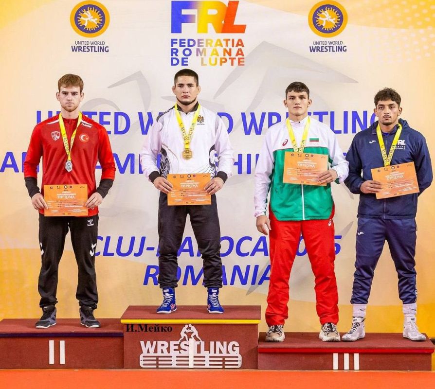 Приднестровские борцы привезли 3 «золота» и 1 «бронзу» с чемпионата Балканских стран: