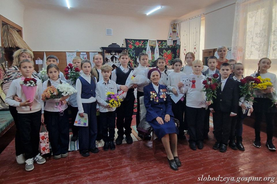 Открытый урок истории провели в музее села Карагаш