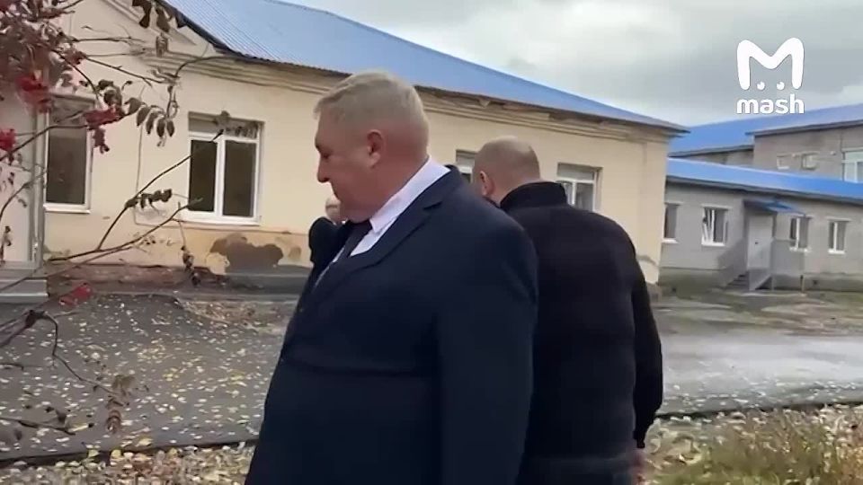 "Уволен нах*й". Губернатор Самарской области Вячеслав Федорищев по-пацански отправляет в отставку главу Кинельского района Юрия Жидкова