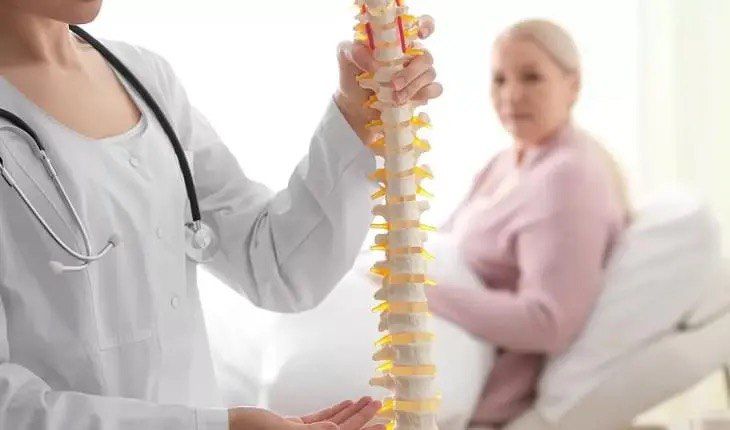 Врачи первой бендерской поликлиники расскажут, как бороться с остеопорозом, и возьмут кровь, чтобы проверить уровень кальция