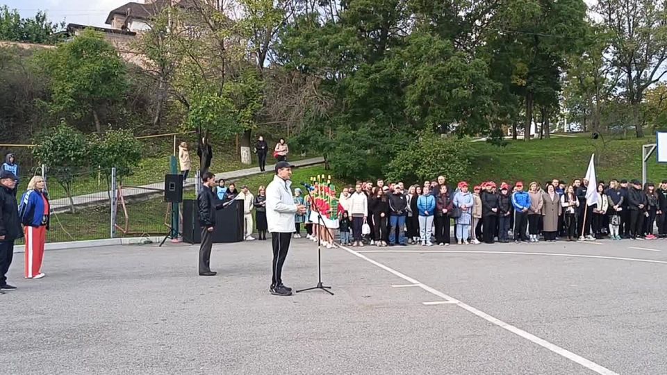Глава Госадминистрации Бендер Роман Иванченко пожелал участникам ярких эмоций и насладиться спортивным зрелищем